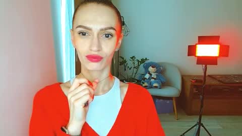 Snapshot of yourladysunshine chatting on February 15, 7:27 am Ksyusha online show from February 15, 7:27 am