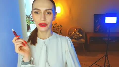 Snapshot of yourladysunshine chatting on February 22, 8:13 am Ksyusha online show from February 22, 8:13 am