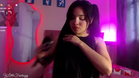 yourlittlefantasyy online show from June 10, 3:00 pm