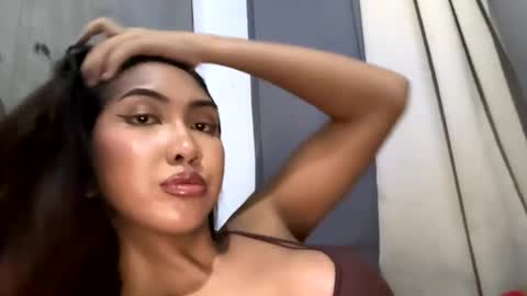 yourlovebella88 online show from December 22, 8:50 pm