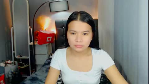 yourmissingprincess online show from January 8, 6:37 am
