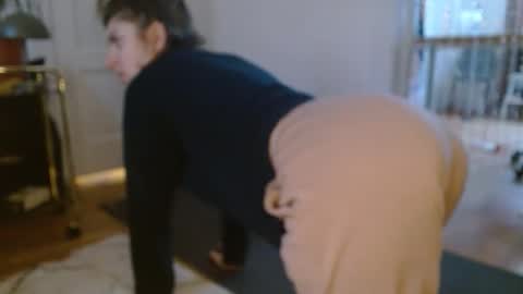 Nora online show from February 27, 2:28 pm