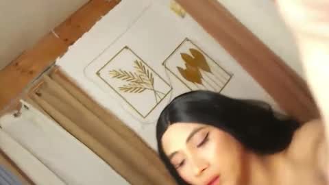 Dreaa online show from December 19, 9:55 pm