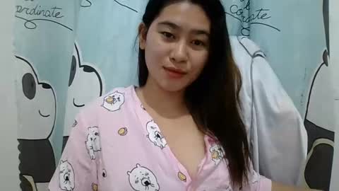 Snapshot of yourprettykelly chatting on March 6, 5:33 pm Kelly online show from March 6, 5:33 pm