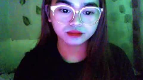 yourprincessthea online show from February 10, 6:01 pm