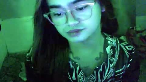 yourprincessthea online show from May 3, 3:07 pm