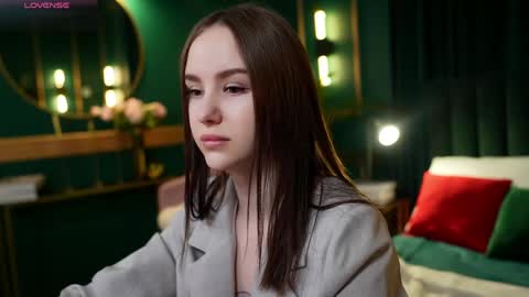 yours fetish mary online show from April 6, 4:10 am