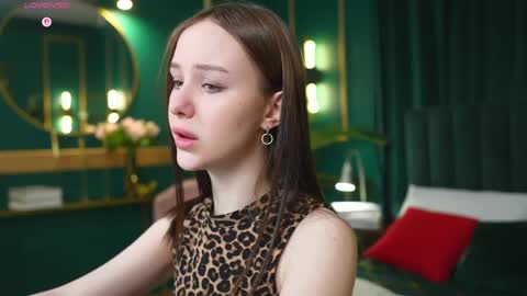 yours fetish mary online show from April 14, 4:51 am