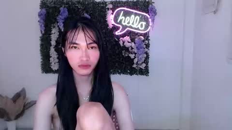    online show from February 25, 11:33 pm