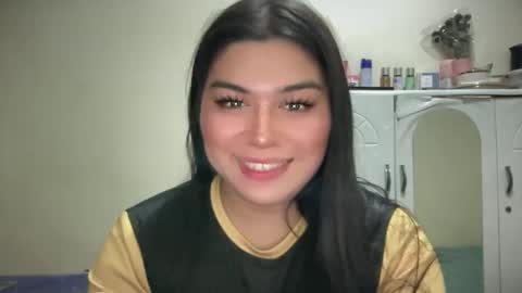 LALA online show from April 19, 6:10 pm