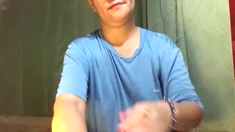 Snapshot of yourshygirl82 chatting on December 22, 12:39 am im MAY online show from December 22, 12:39 am