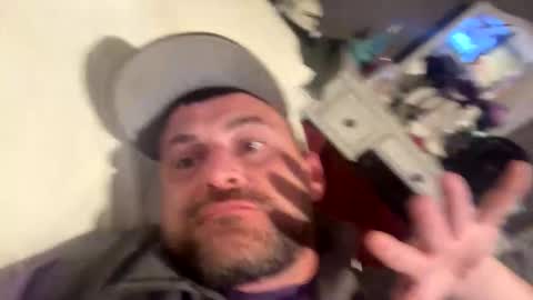 Snapshot of yourstoforget chatting on February 13, 3:35 am yourstoforget online show from February 13, 3:35 am