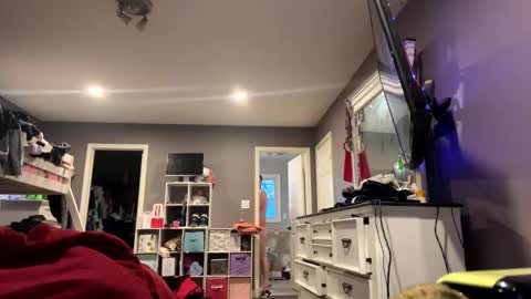 Snapshot of yourstoforget chatting on February 20, 12:27 pm yourstoforget online show from February 20, 12:27 pm