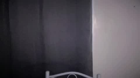 yoursweetgirl_zia online show from March 23, 12:47 am