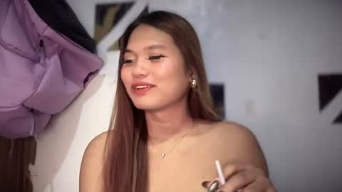 Snapshot of yoursweetgirl_zia chatting on July 1, 9:22 am yoursweetgirl_zia online show from July 1, 9:22 am