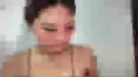 Snapshot of yoursweetgirl_zia chatting on July 10, 8:07 am yoursweetgirl_zia online show from July 10, 8:07 am