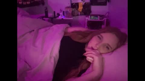 yourthickgingergoddess online show from December 19, 2:56 am