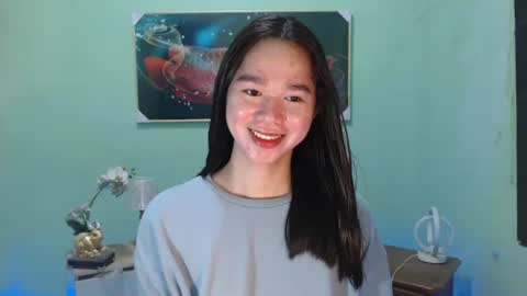 yourtinybunny online show from December 22, 11:40 am