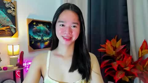 yourtinybunny online show from January 11, 11:15 am