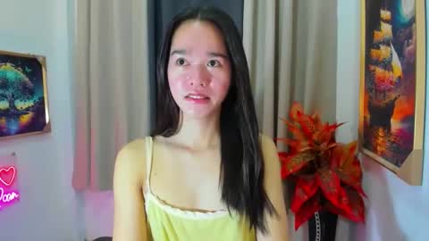 yourtinybunny online show from March 17, 11:02 am