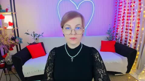 Alice online show from March 30, 9:10 am