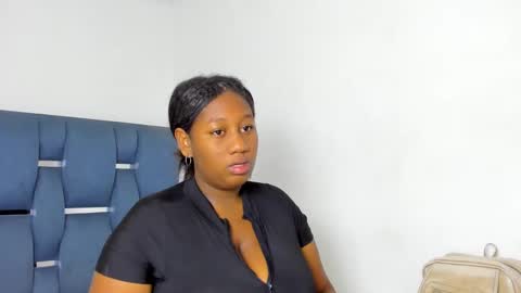 Snapshot of yourwife_anna chatting on September 30, 11:37 am yourwife_anna online show from September 30, 11:37 am