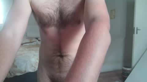 Snapshot of yousaywhen01 chatting on October 25, 11:07 am yousaywhen01 online show from October 25, 11:07 am