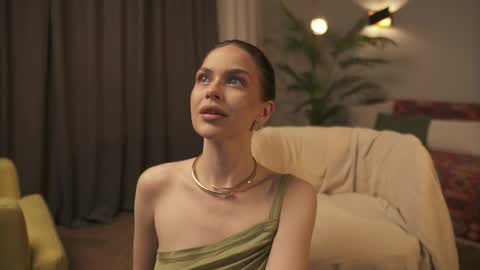 youur_sweetheart online show from April 12, 1:49 pm