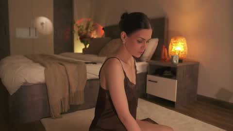 youur_sweetheart online show from June 6, 8:52 am