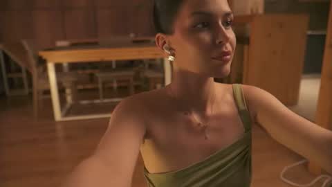 youur_sweetheart online show from June 19, 12:31 pm