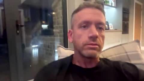 Snapshot of youwantus69 chatting on September 15, 5:18 am You want us 69 online show from September 15, 5:18 am