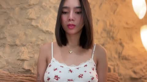 YowgineTheGreat online show from March 20, 5:45 am