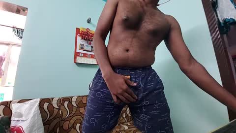 Snapshot of yoyostar chatting on January 8, 5:48 am Naughty Santa online show from January 8, 5:48 am