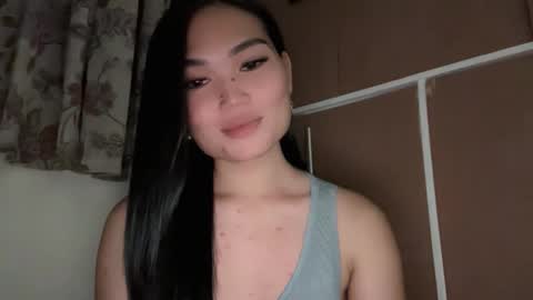 Snapshot of yrdrmgrl_jennie26 chatting on November 27, 10:39 am yrdrmgrl_jennie26 online show from November 27, 10:39 am