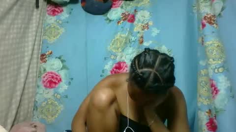 yrrinah online show from September 29, 12:21 pm