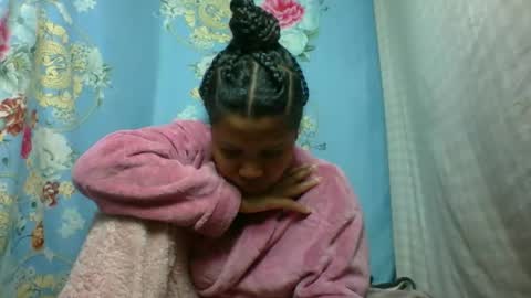 yrrinah online show from October 7, 3:47 am