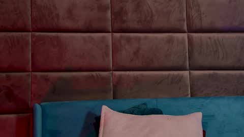 Foxie online show from January 15, 5:27 pm