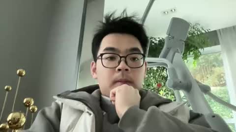 Albert Locko online show from January 13, 9:03 am