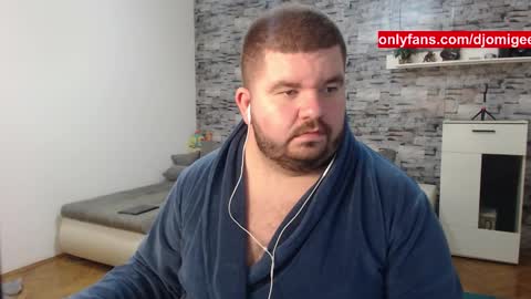 Snapshot of yugogee chatting on November 5, 9:48 pm Yugo - online show from November 5, 9:48 pm