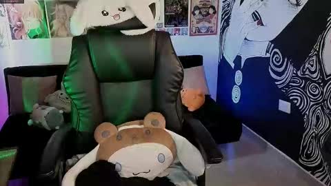 Snapshot of yuhwa chatting on September 12, 10:10 pm rawr Anne Independent model online show from September 12, 10:10 pm