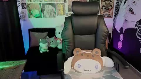 Snapshot of yuhwa chatting on September 22, 8:33 pm rawr Anne Independent model online show from September 22, 8:33 pm