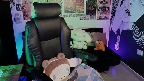 Snapshot of yuhwa chatting on September 29, 11:53 pm rawr Anne Independent model online show from September 29, 11:53 pm