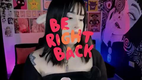 Snapshot of yuhwa chatting on October 1, 4:02 pm rawr Anne Independent model online show from October 1, 4:02 pm