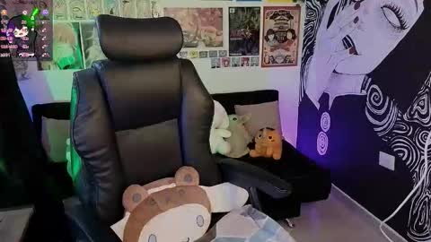 Snapshot of yuhwa chatting on November 21, 6:06 pm rawr Anne Independent model online show from November 21, 6:06 pm