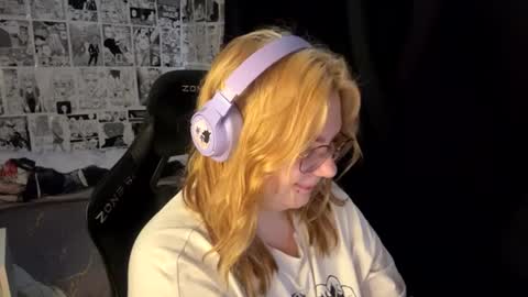 Julia online show from August 2, 5:06 am