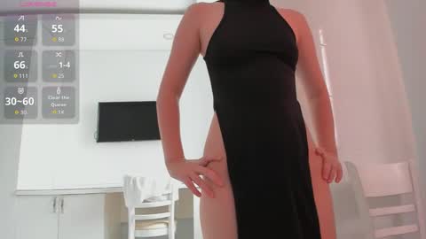 Yuki online show from December 22, 4:20 am