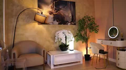 Snapshot of yuliadesirevska chatting on October 10, 6:18 pm Yulia online show from October 10, 6:18 pm