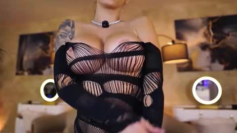 Snapshot of yuliadesirevska chatting on October 13, 5:46 pm Yulia online show from October 13, 5:46 pm