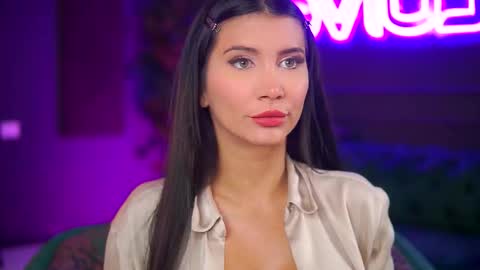 Snapshot of yuliadesirevska chatting on November 16, 7:52 pm Yulia online show from November 16, 7:52 pm