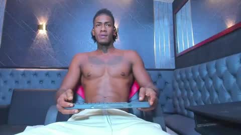 Snapshot of yulian_23 chatting on July 12, 3:52 am Ivan online show from July 12, 3:52 am